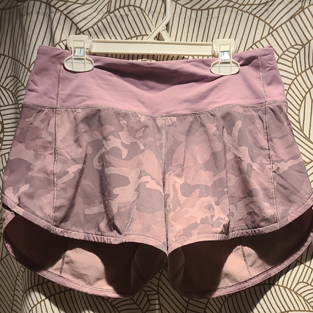 lululemon Hotty Hot ll Shorts 2.5"